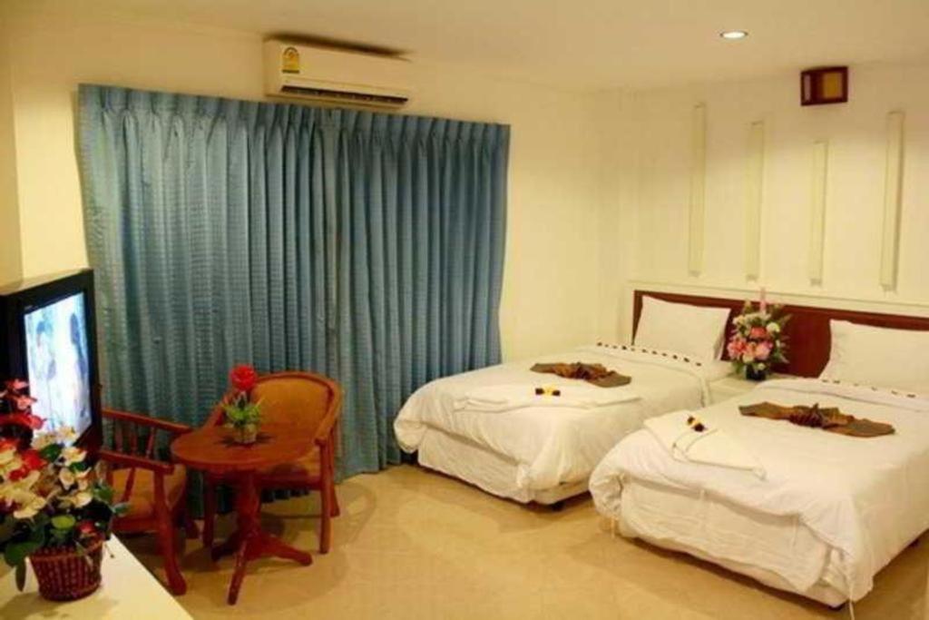 Hotel Triple Rund Place Patong