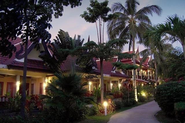 Resort Palm Village