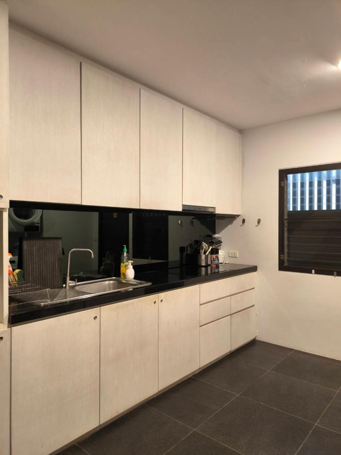 Luxury Beachfront Amana 4 Bedroom At Ta-ke A Phuket