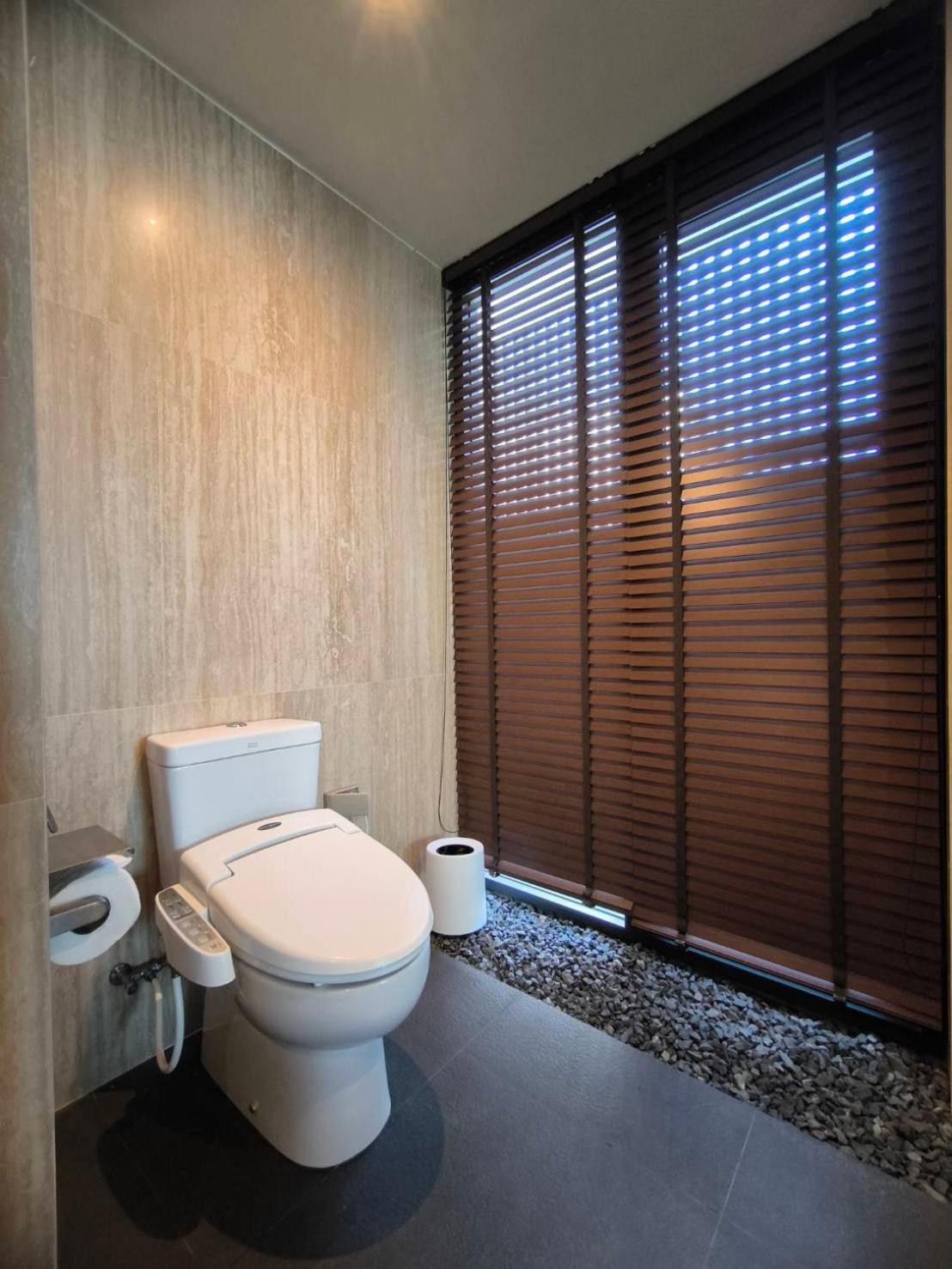 Luxury Beachfront Amana 4 Bedroom At Ta-ke A * Phuket