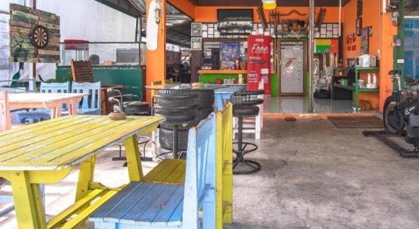 Hostel Oyo 586 I Phuket