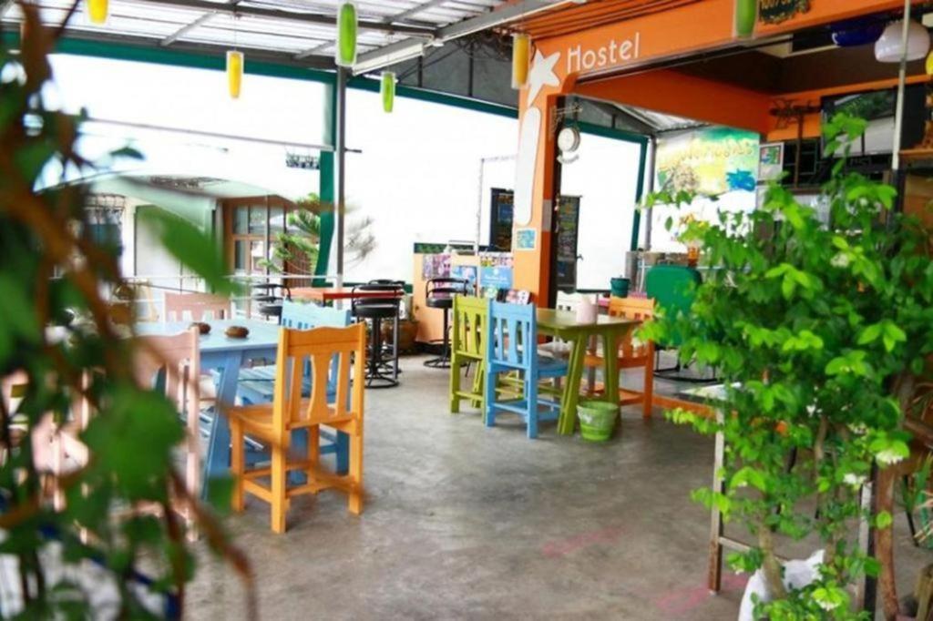 Hostel Oyo 586 I
