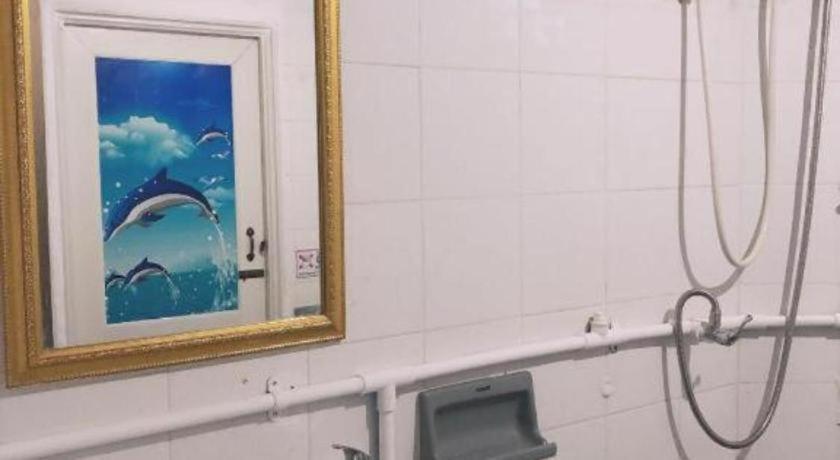 Hostel Near (adults Only) *