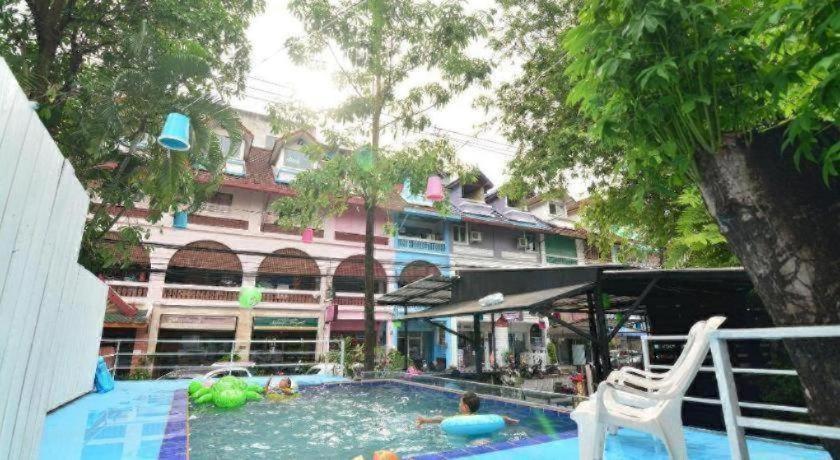 Oyo 1163 Eden Hotel