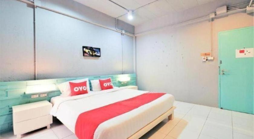 Hotel Oyo 292 The Oddy Hip 2*
