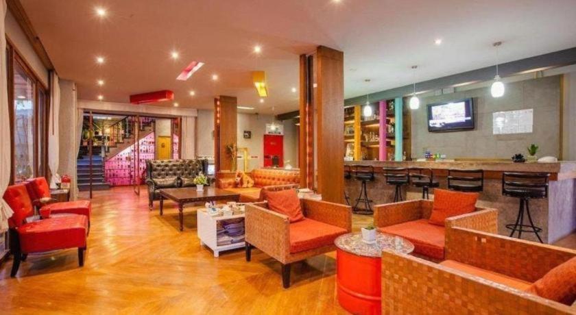 Hotel Oyo 292 The Oddy Hip