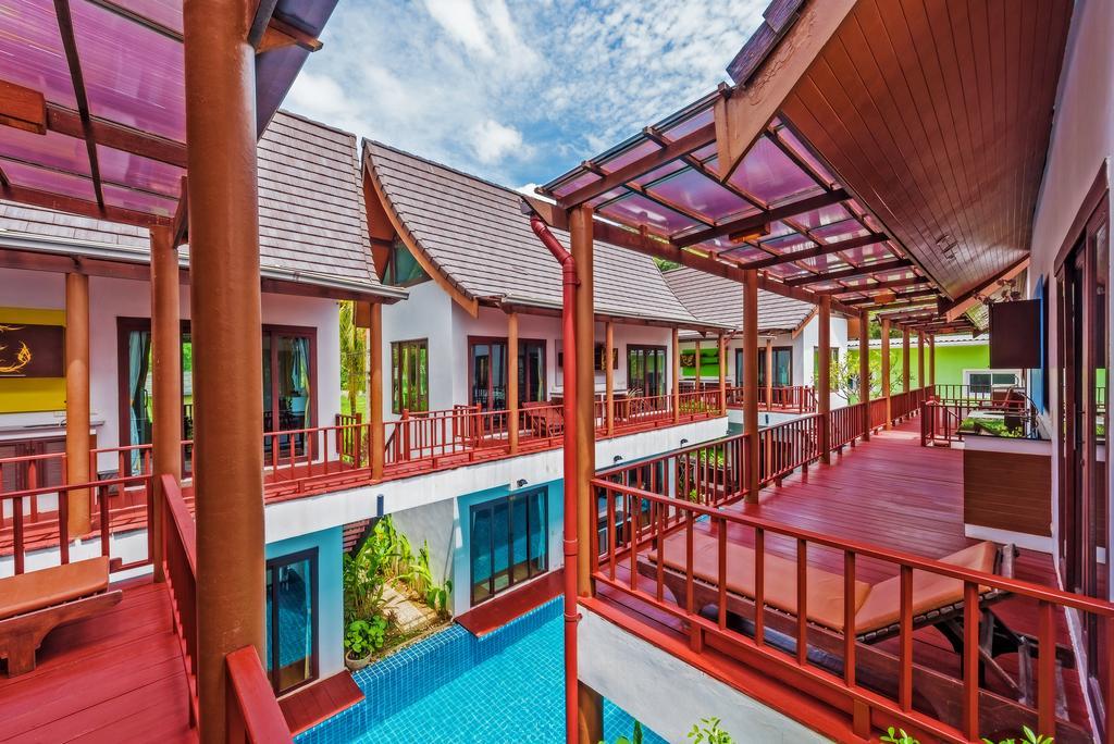 Assada Boutique Phuket Hotel 3*