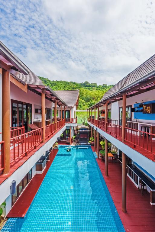 Hotel Assada Boutique Phuket 3*