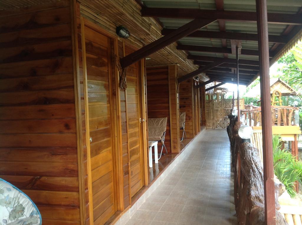Resort Ruan Mai Naiyang Beach Resort