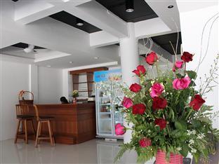 Sukcheewa Phuket Hotel