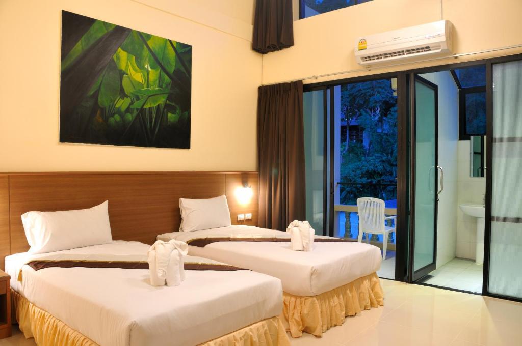 The Wave Patong Sha Hotel 3*