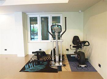 Ecozy Hotel Phuket