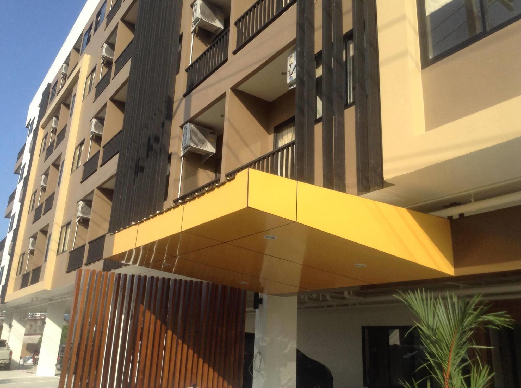 The Topaz Town Aparthotel 2*
