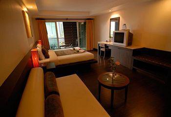 Baan Suwantawe 3* Phuket
