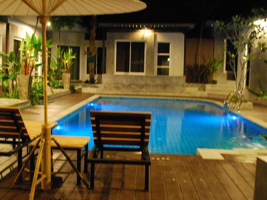 Resort Laila Pool Village Wichit
