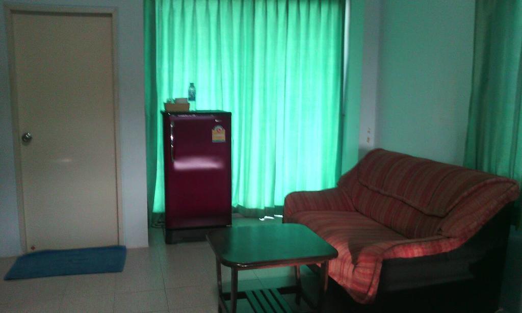B.b.apartment Apartment