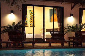 Ma Maison Boutique Hotel. In Phuket Strand Bang Tao