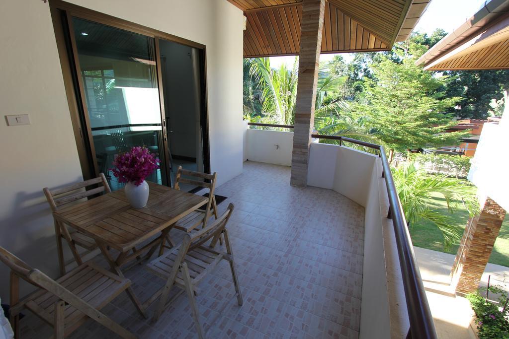 Babylon Pool Resort