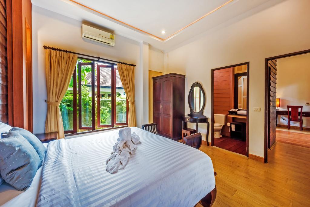 Assada Boutique Phuket Hotel 3*