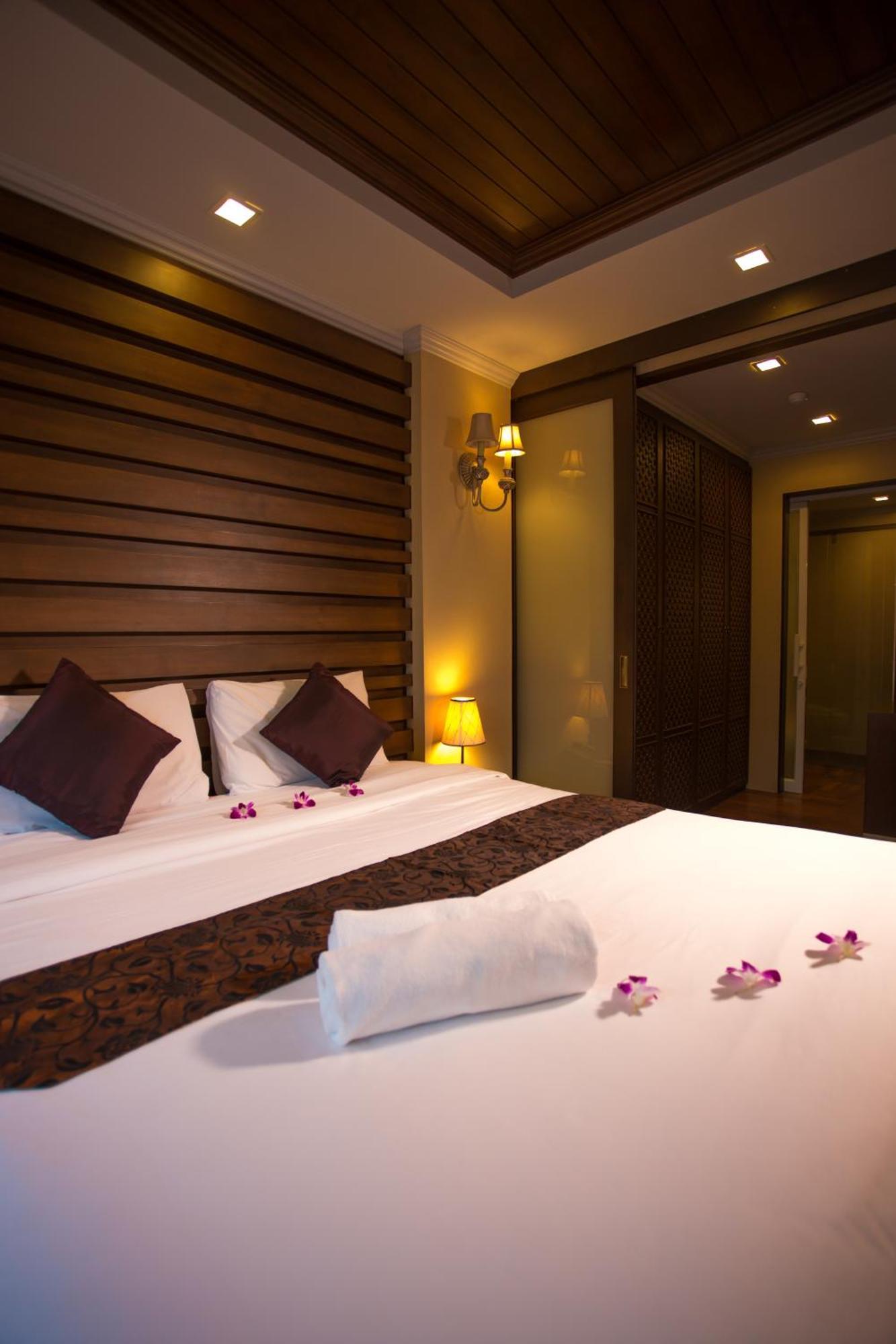 Haven Lagoon Condominium Apartment Patong