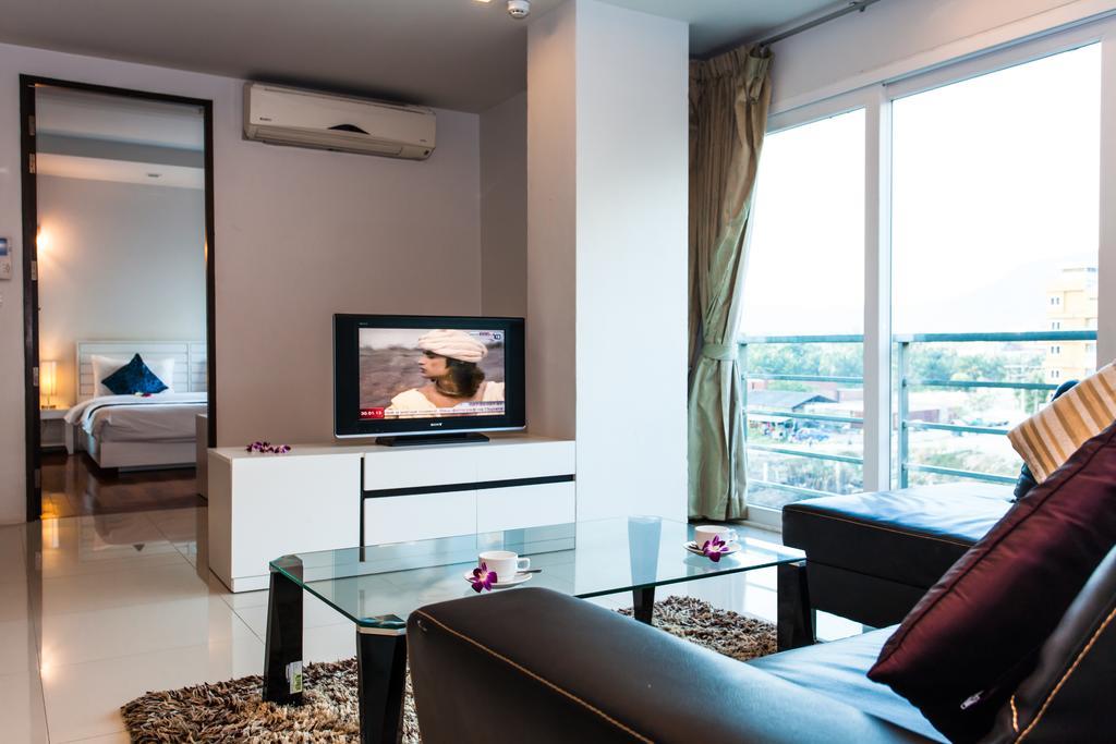 Haven Lagoon Condominium Apartment *