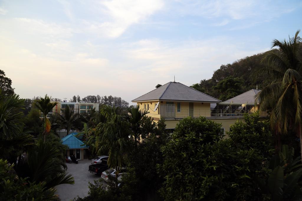 Naka Resort Kamala Beach