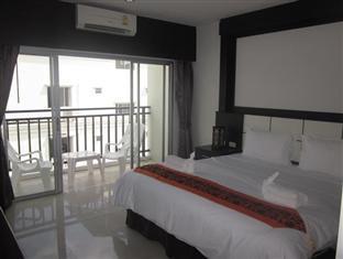 Star House 3* Patong