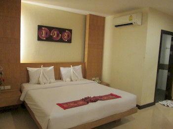 Hotel The Son Patong