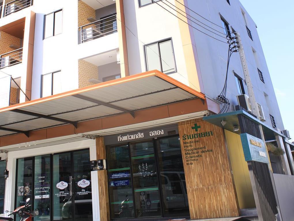 Oyo 303 Phoomjai House Apartment Chalong