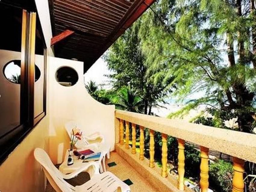 Thai Kamala Front Resort