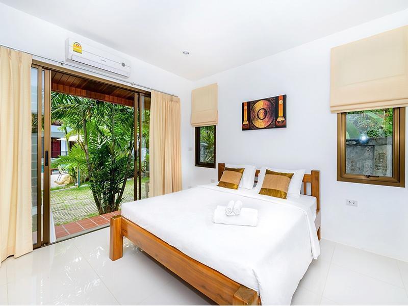 Baan Phuchalong Place 3* Phuket