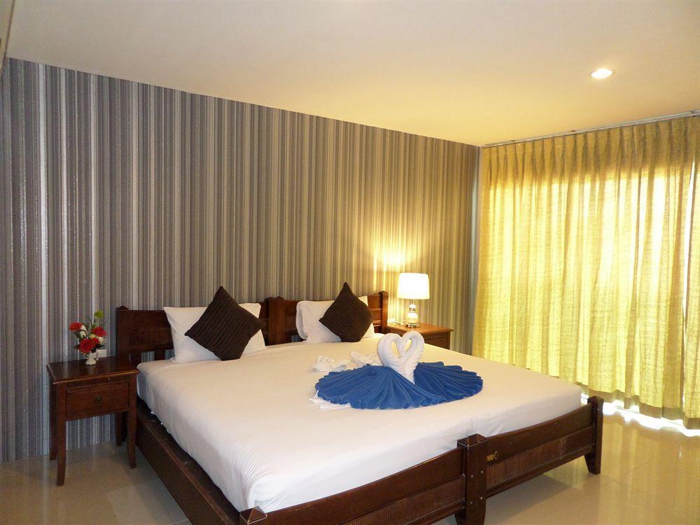 Hotel Time Out Beachfront Patong