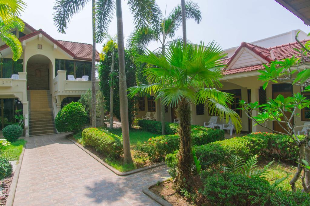 Garden 3* Strand Kata