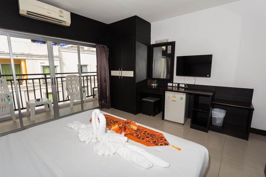 Star House 3* Patong