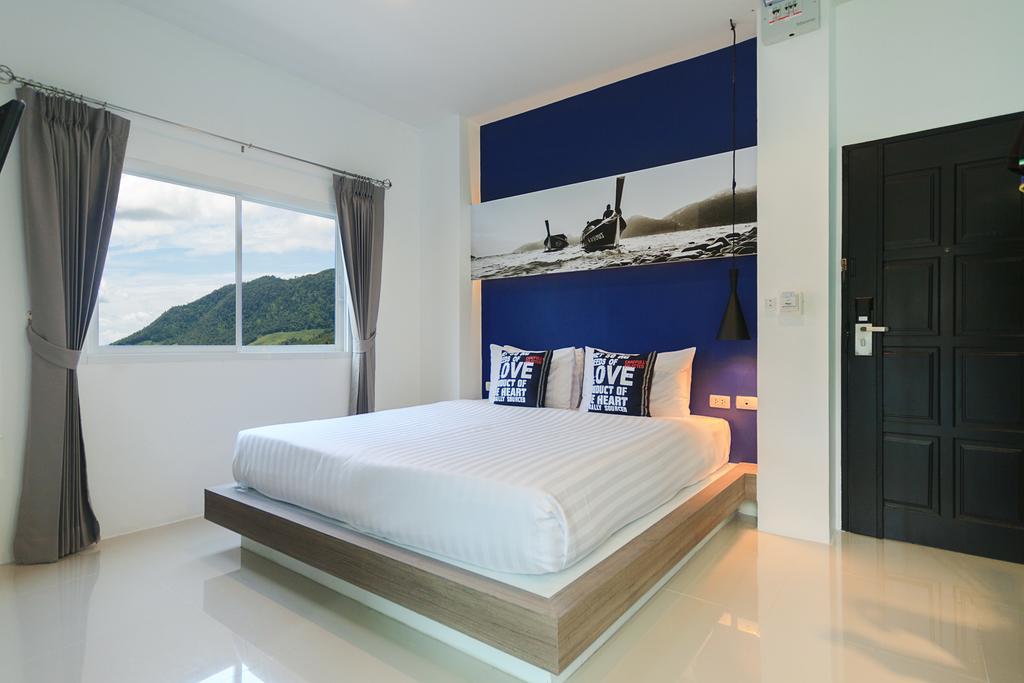 Hotel The Journey 3*