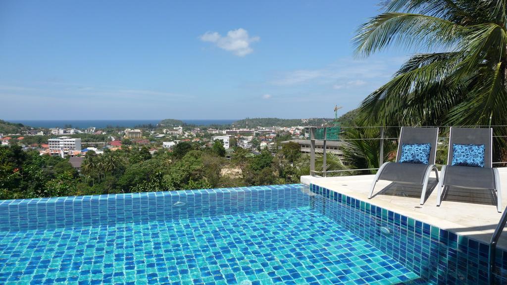 Ginborn 5 Bedroom Pool With Sea View In Villa