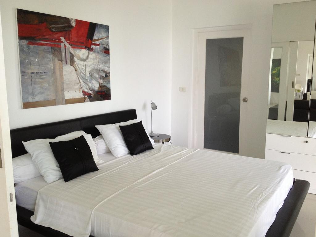 Ginborn 5 Bedroom Pool With Sea View In