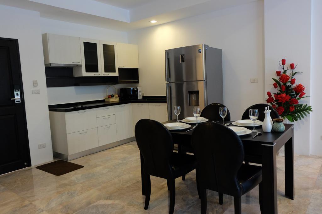 Phuket Seaview Resotel Aparthotel Rawai