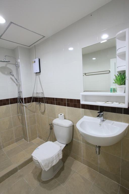 Living By Grace Apartment *