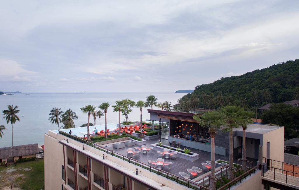 Bandara Resort, Phuket 4*