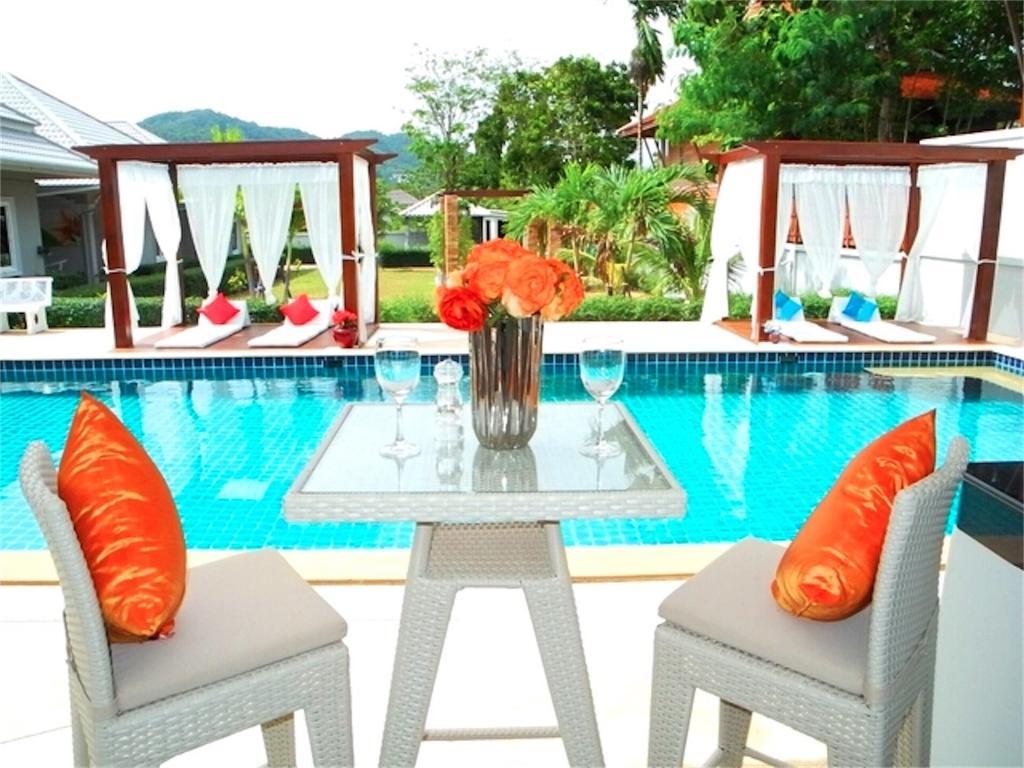 Villa Leaf 3 Bedrooms Nai Harn