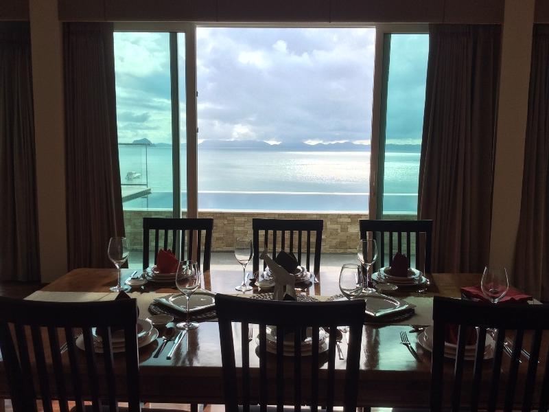 Casa Cliff Sur Mare Pool