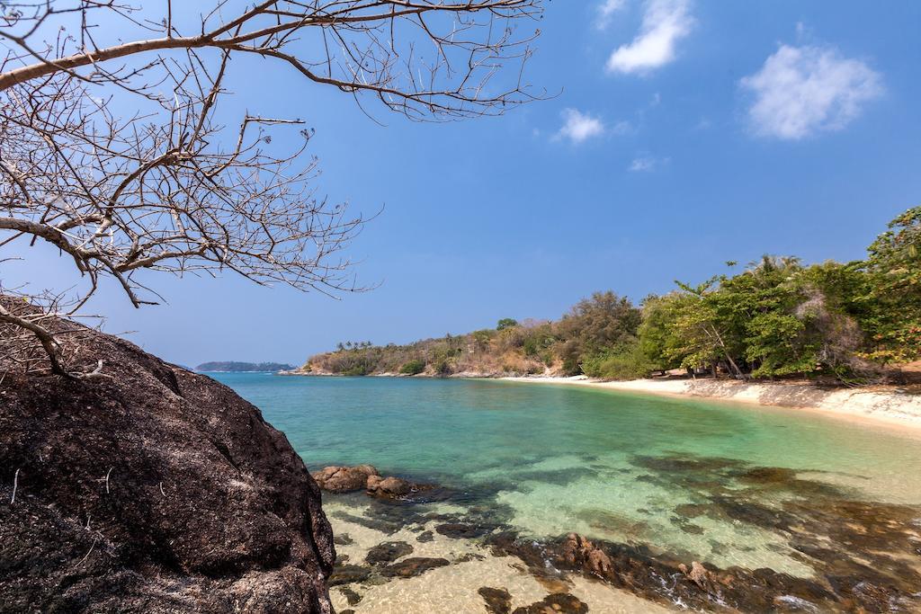 Baan Khunying - Secluded Phuket Beachfront Villa Rawai