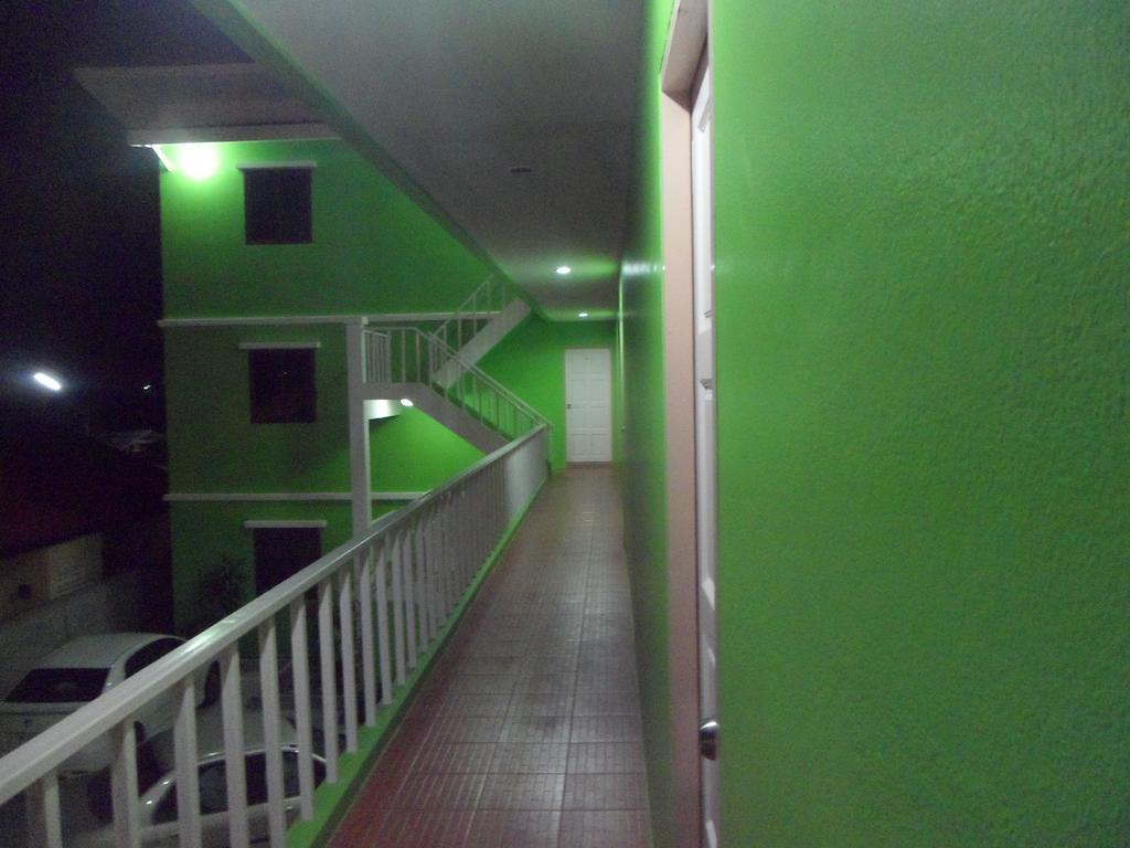 Pranee Mansion Airport Apartment *