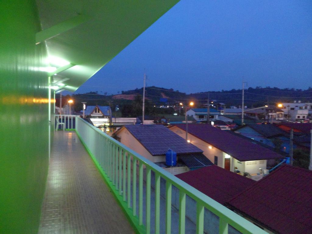 Apartment Pranee Mansion Airport