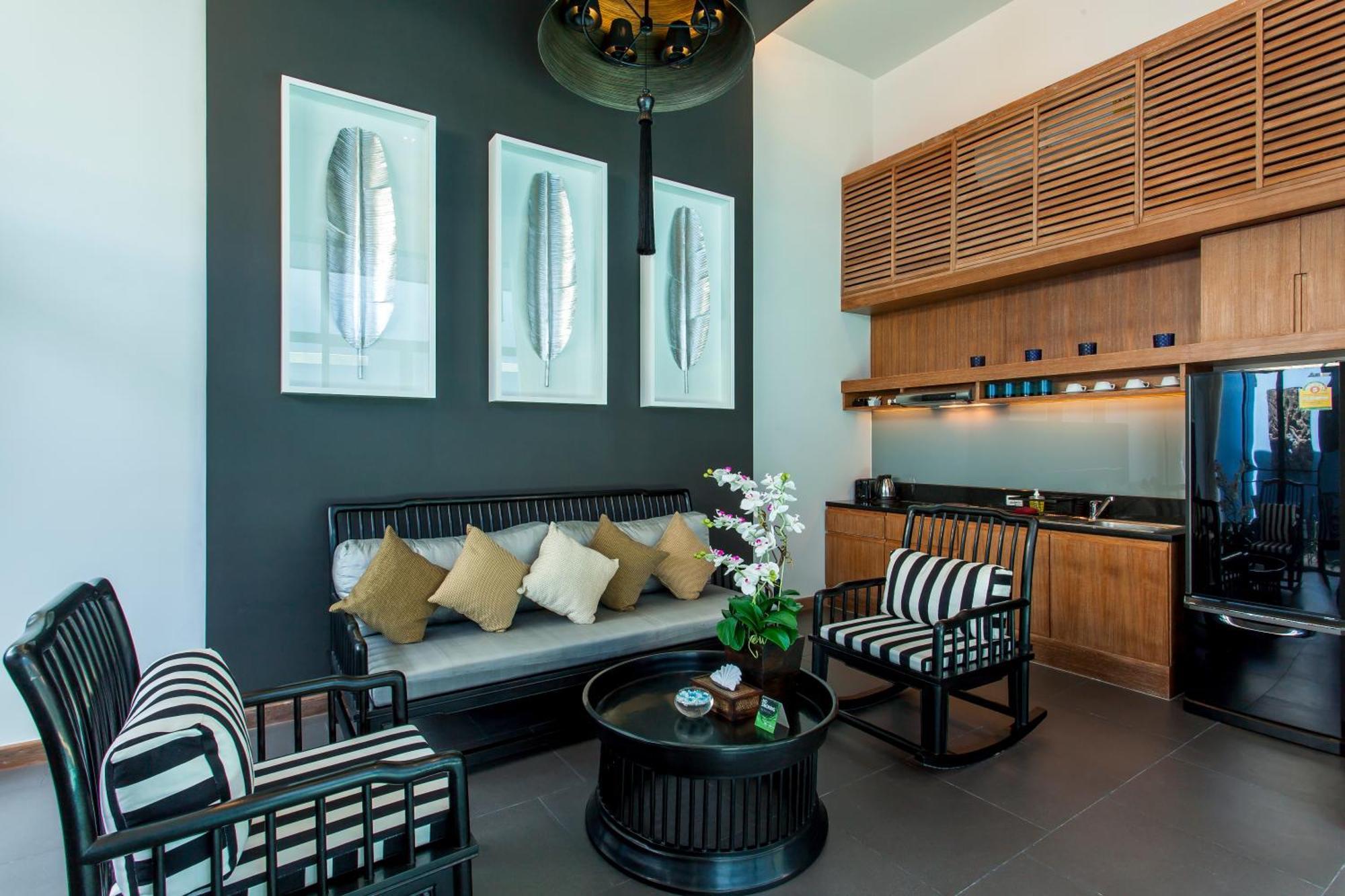 Wings Phuket By Two