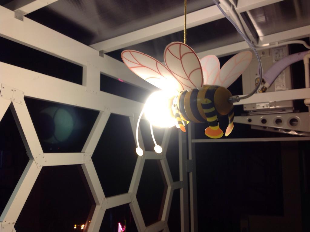 Hostel Beehive Old Town *