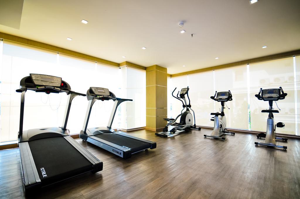 Hotel Ashlee Plaza & 4*