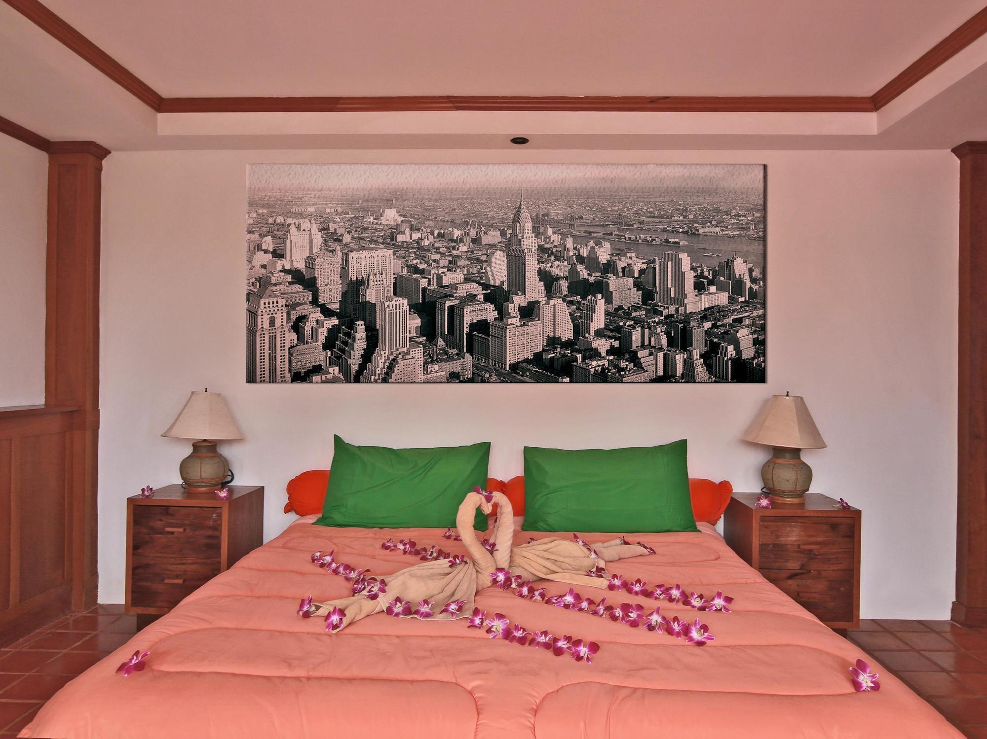 Taosha Kamala Beach