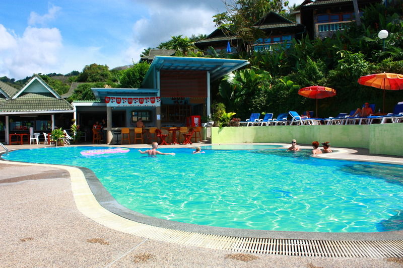 Royal Crown & Palm Patong